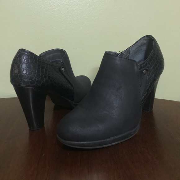 black booties - Picture 2 of 5